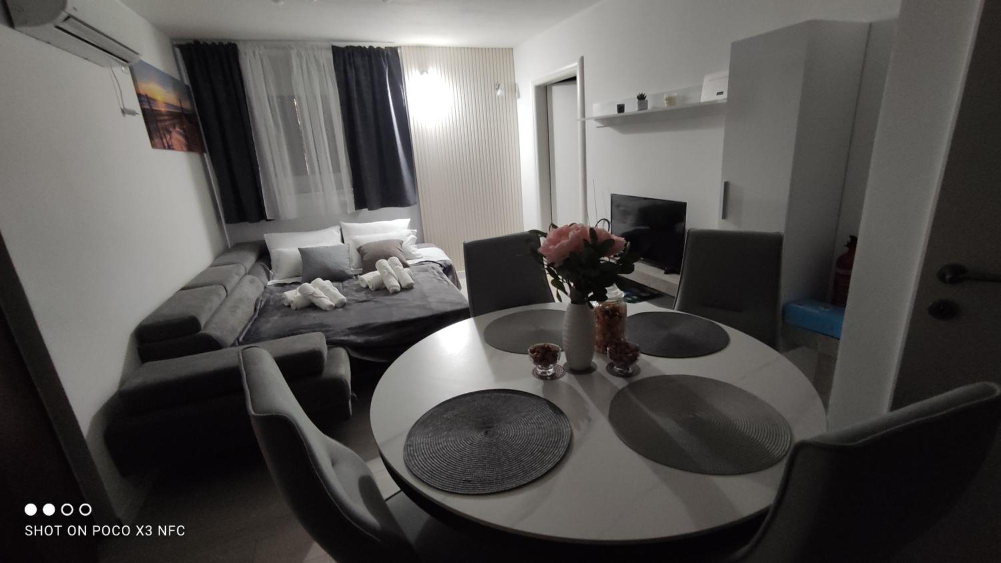 Apartman Marija 斯克拉丁 外观 照片
